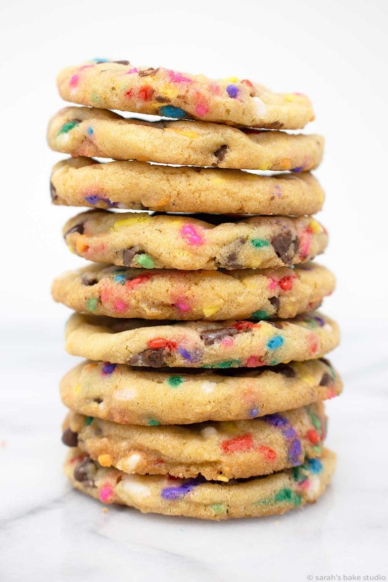 Chocolate Chip Cake Batter Cookies • Sarahs Bake Studio