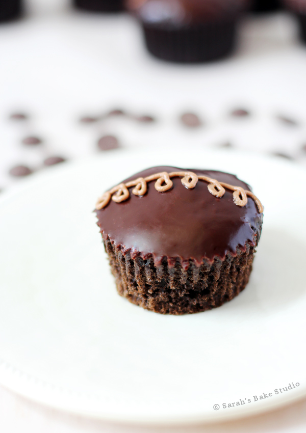 Faux Chocolate Hostess Cupcakes