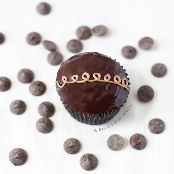 Faux Chocolate Hostess Cupcakes