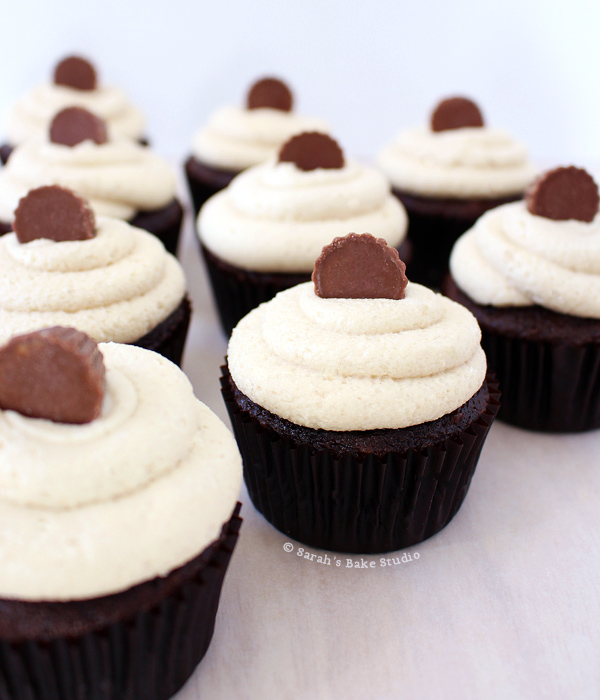 Reese's Peanut Butter Cup Cupcakes