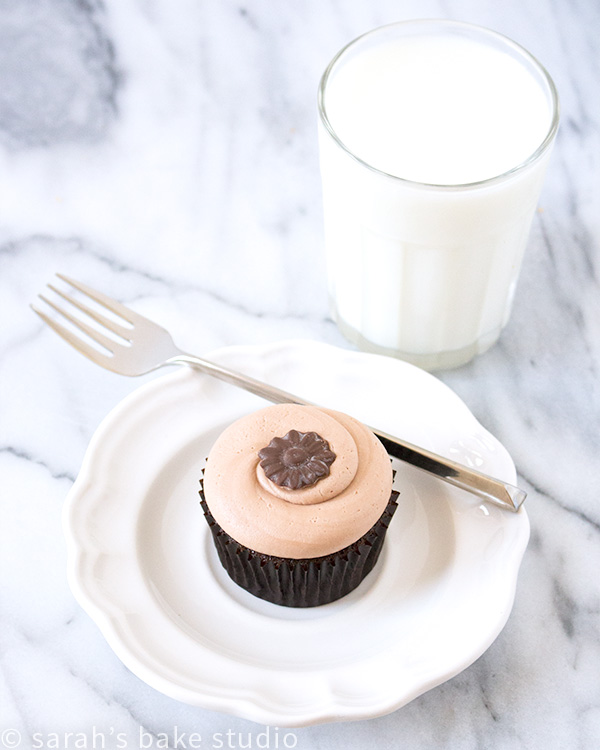 Chocolate Cupcakes with Chocolate Cream Cheese Frosting – a deliciously moist and fluffy chocolate cake crowned with the perfect not too sweet chocolate cream cheese frosting; a Georgetown Cupcakes recipe.