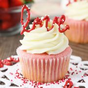 strawberry cupcakes with cream cheese frosting
