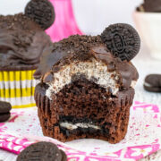 chocolate cookies and cream cupcakes
