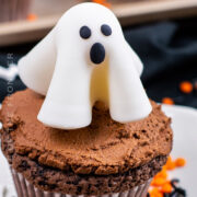 Halloween Ghost Cupcakes.